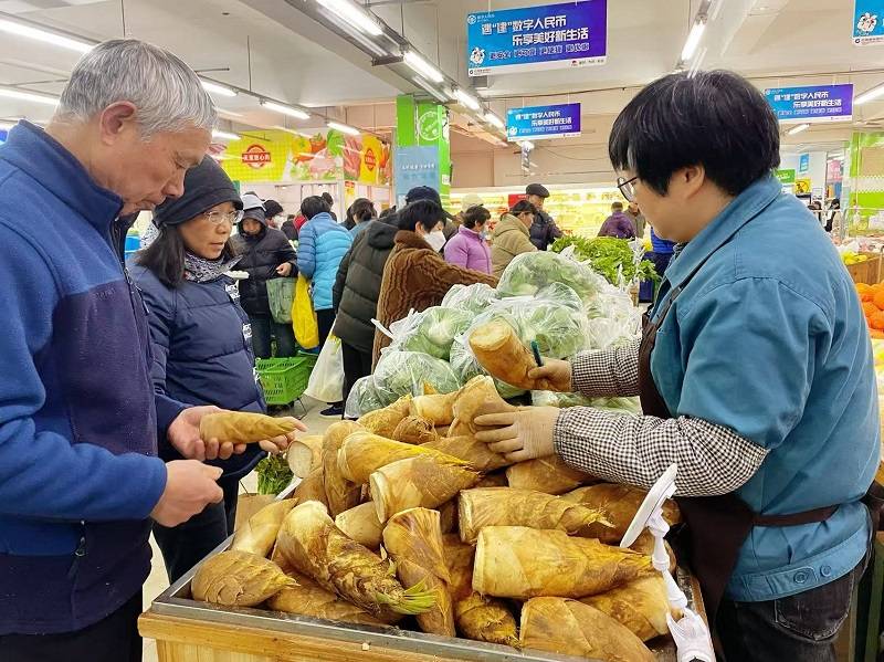暖春時節(jié)，春筍成為餐桌新寵，天惠超市錫鐵巷店銷量增長